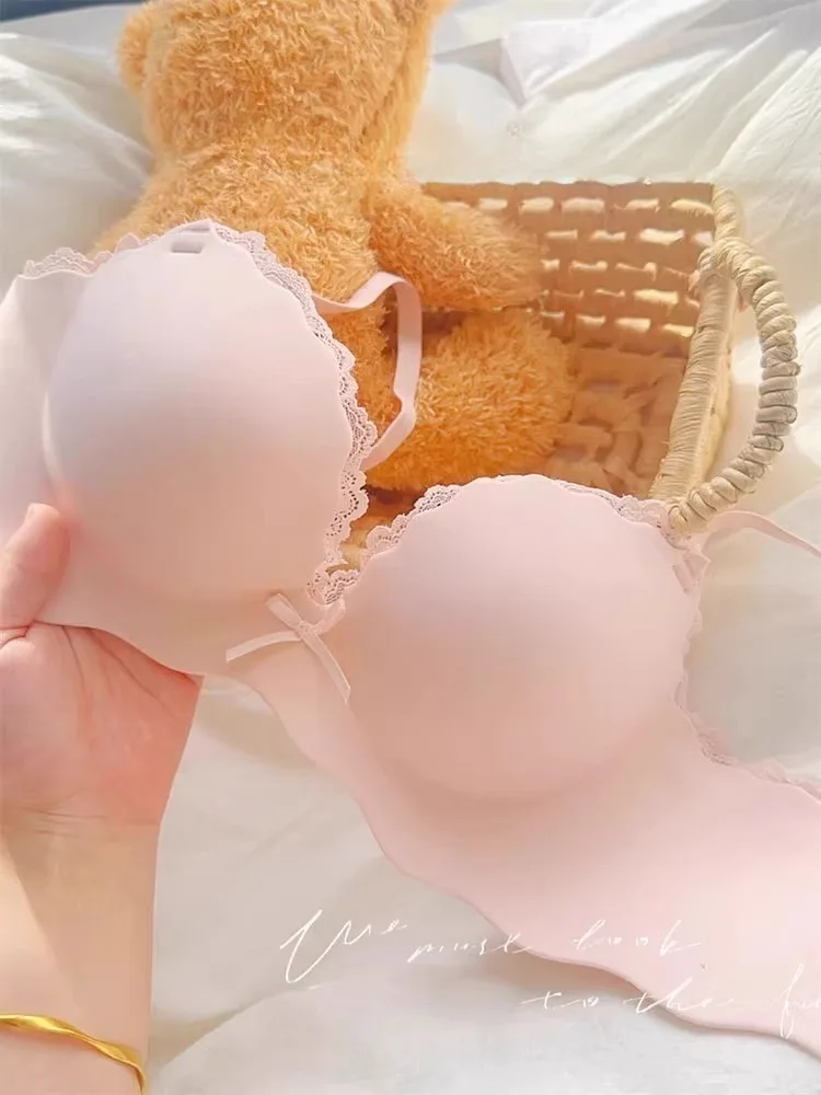 YUQI Small Bust Seamless Bra S - T Shirt Bra Seamless ulasan dan harga